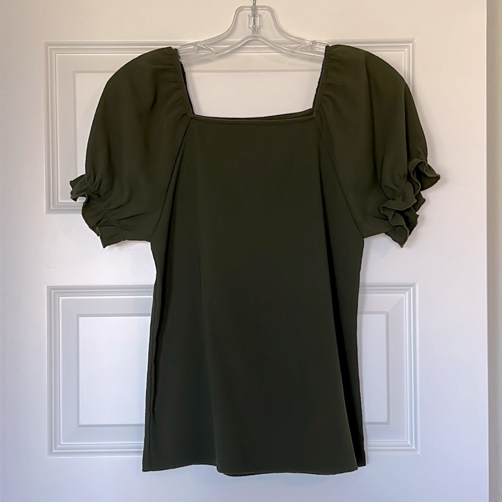 Ann Taylor square neck, puff sleeve top